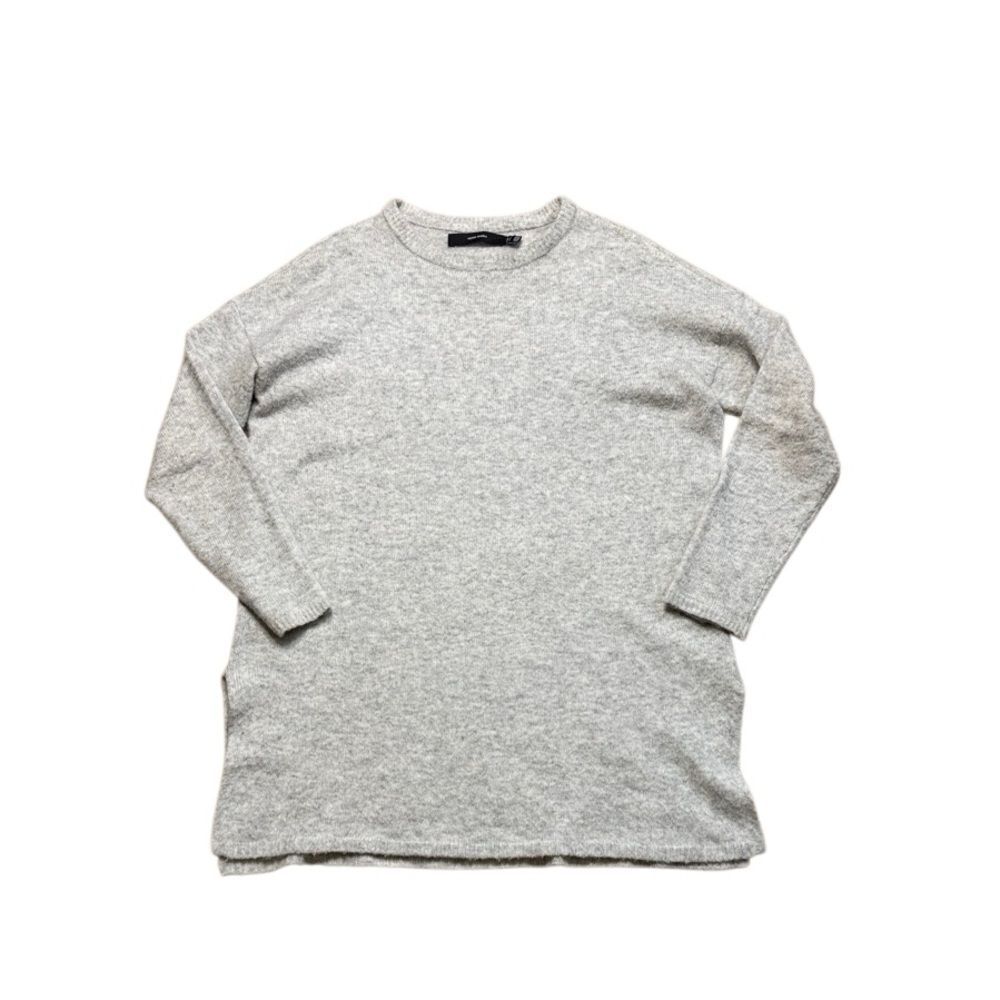 Moda international Gray Knit Crewneck Long Tunic sweater Small